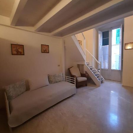 Holiday House Nel Cuore Di 바리 외부 사진