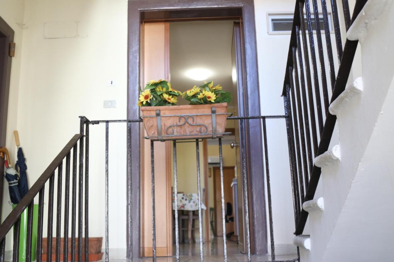 Holiday House Nel Cuore Di 바리 외부 사진